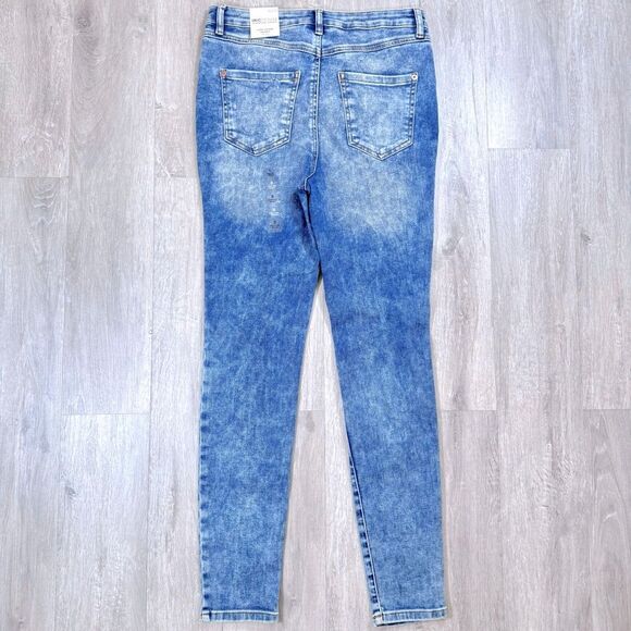 Button Fly Skinny Jeans 8/29 - Picture 3 of 3
